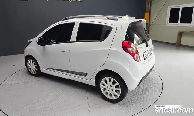 Chevrolet Spark 2015 1.0 автомат (гидро), миниатюра 4 Chevrolet Spark 2015 1.0 автомат (гидро), миниатюра 4
