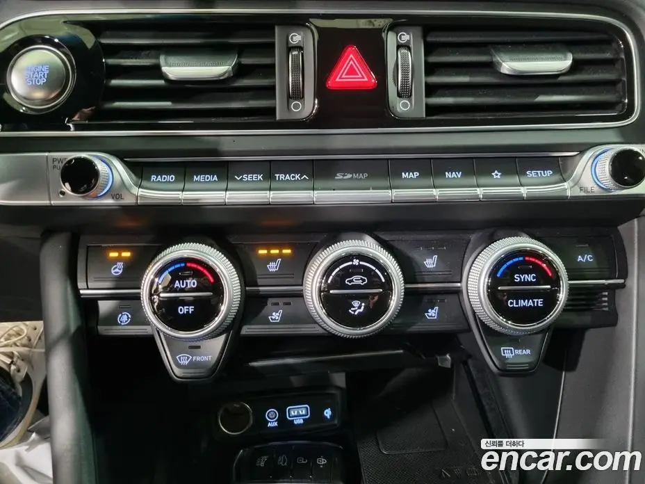 Genesis G70 2019 3.3 автомат (гидро), фото 12 Genesis G70 2019 3.3 автомат (гидро), фото 12