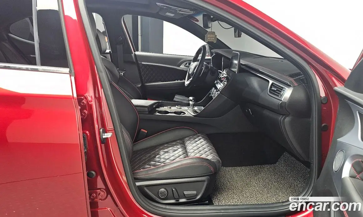 Genesis G70 2020 3.3 автомат (гидро), фото 11 Genesis G70 2020 3.3 автомат (гидро), фото 11