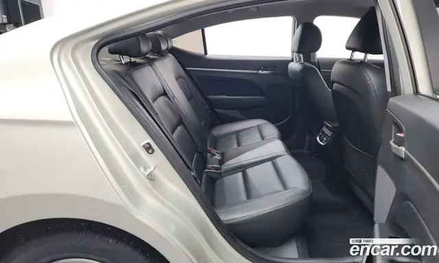 Hyundai Avante 2015 1.6 автомат (гидро), миниатюра 12