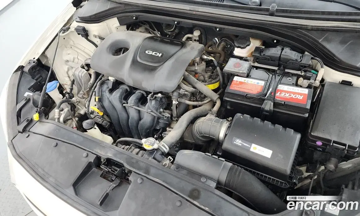 Hyundai Avante 2015 1.6 автомат (гидро), фото 6