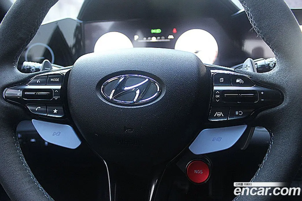 Hyundai Avante 2021 2.0 автомат (гидро), фото 17