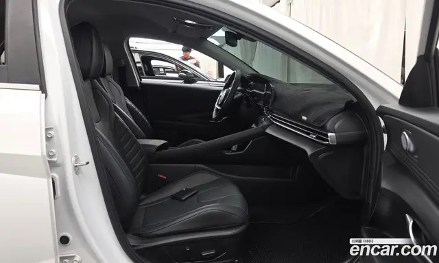Hyundai Avante 2023 1.6 автомат (гидро), миниатюра 11