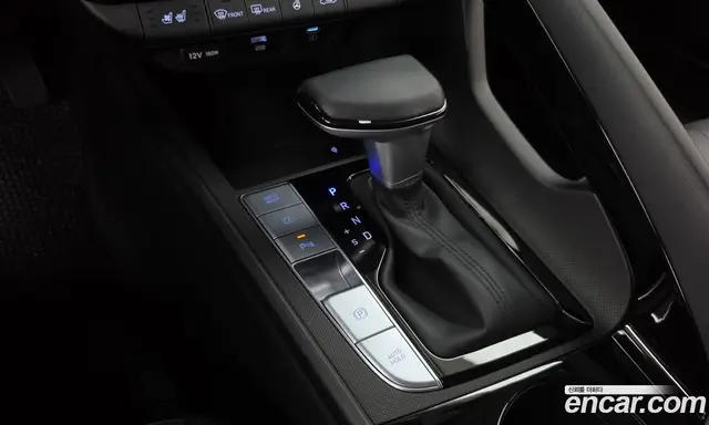 Hyundai Avante 2023 1.6 автомат (гидро), миниатюра 9