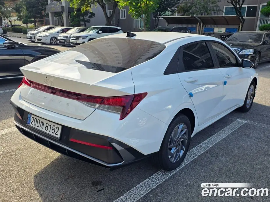 Hyundai Avante 2025 1.6 автомат (гидро), фото 3 Hyundai Avante 2025 1.6 автомат (гидро), фото 3