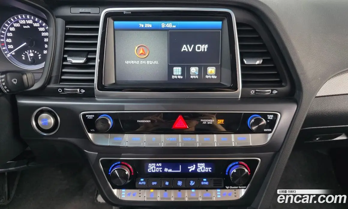 Hyundai Sonata 2018 2.0 автомат (гидро), фото 14 Hyundai Sonata 2018 2.0 автомат (гидро), фото 14