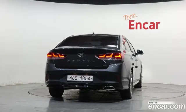 Hyundai Sonata 2018 2.0 автомат (гидро), миниатюра 4 Hyundai Sonata 2018 2.0 автомат (гидро), миниатюра 4