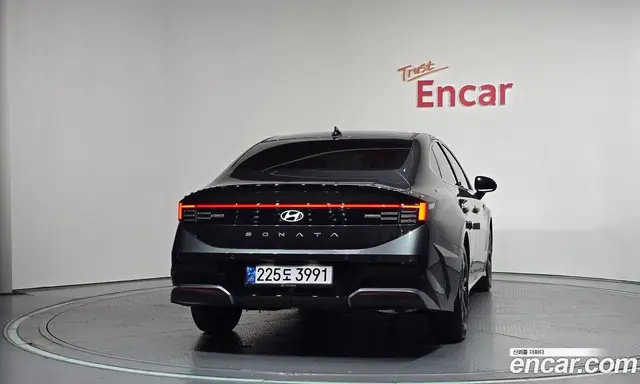 Hyundai Sonata 2024 2.0 автомат (гидро), миниатюра 4