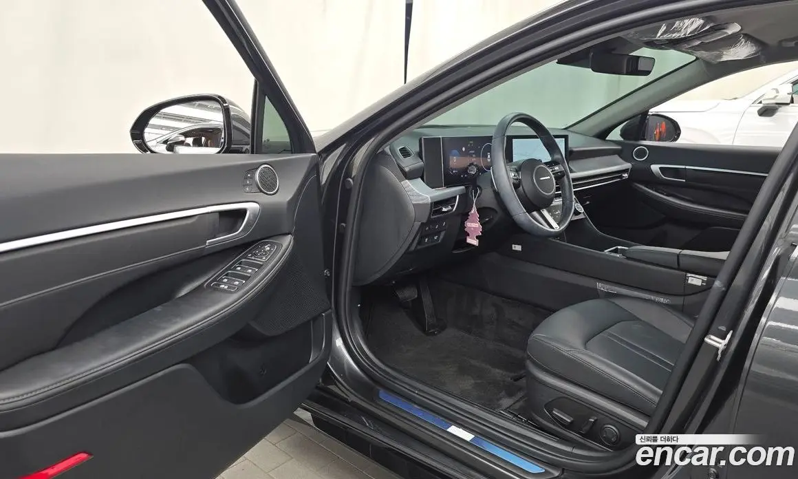 Hyundai Sonata 2024 2.0 автомат (гидро), фото 10