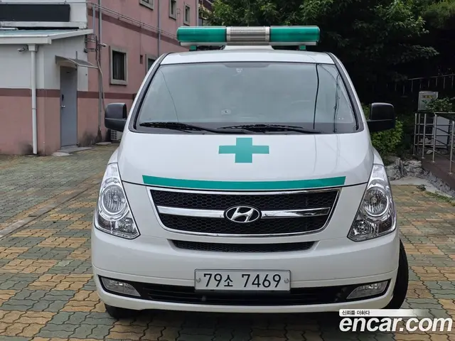 Hyundai Starex 2015 2.5 автомат (гидро), миниатюра 2 Hyundai Starex 2015 2.5 автомат (гидро), миниатюра 2