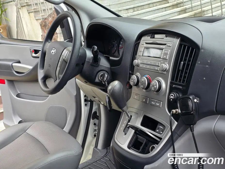 Hyundai Starex 2015 2.5 автомат (гидро), фото 16 Hyundai Starex 2015 2.5 автомат (гидро), фото 16