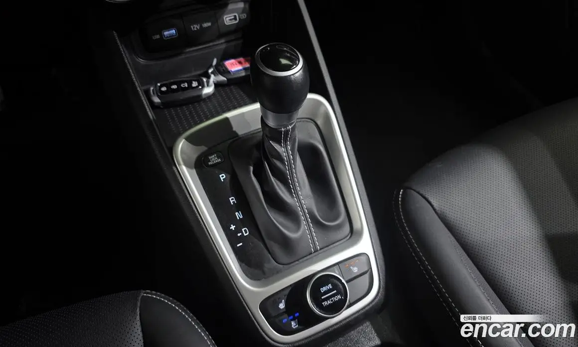 Hyundai Venue 2022 1.6 автомат (гидро), фото 9 Hyundai Venue 2022 1.6 автомат (гидро), фото 9