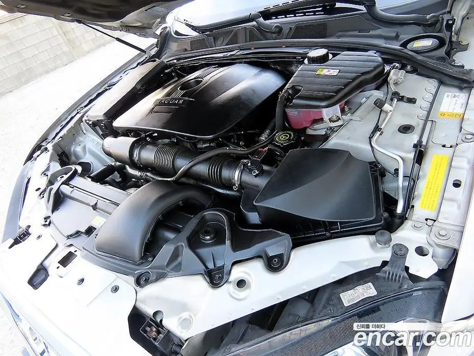 Jaguar XF 2013 2.0 автомат (гидро), фото 19