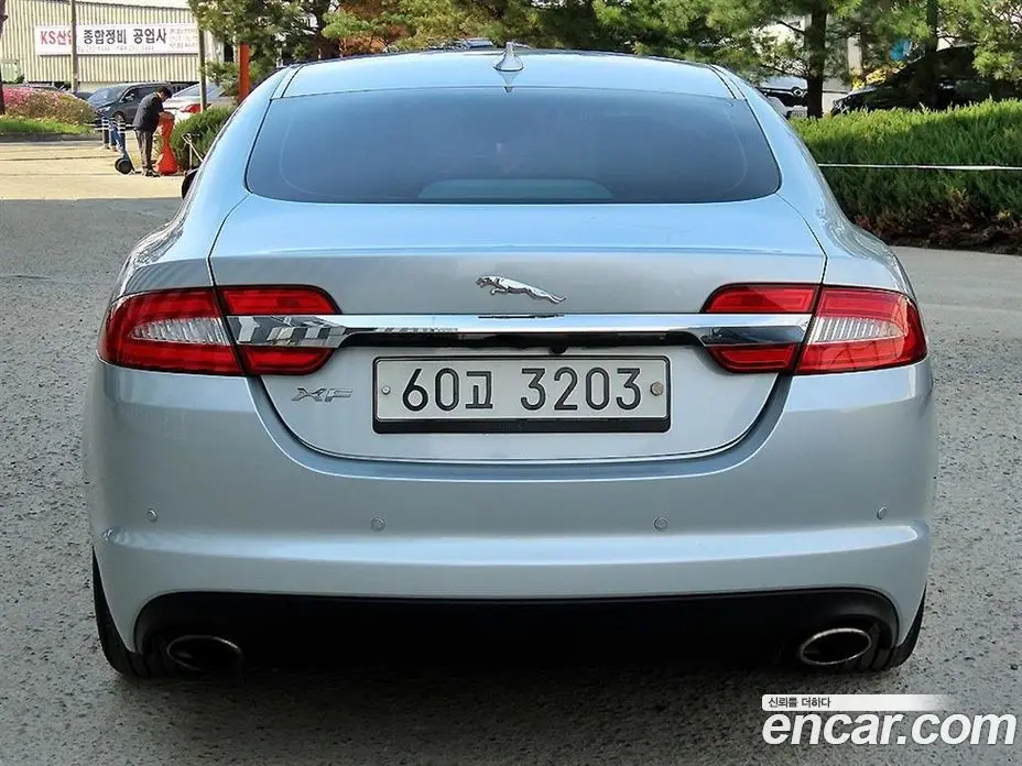 Jaguar XF 2013 2.0 автомат (гидро), фото 4
