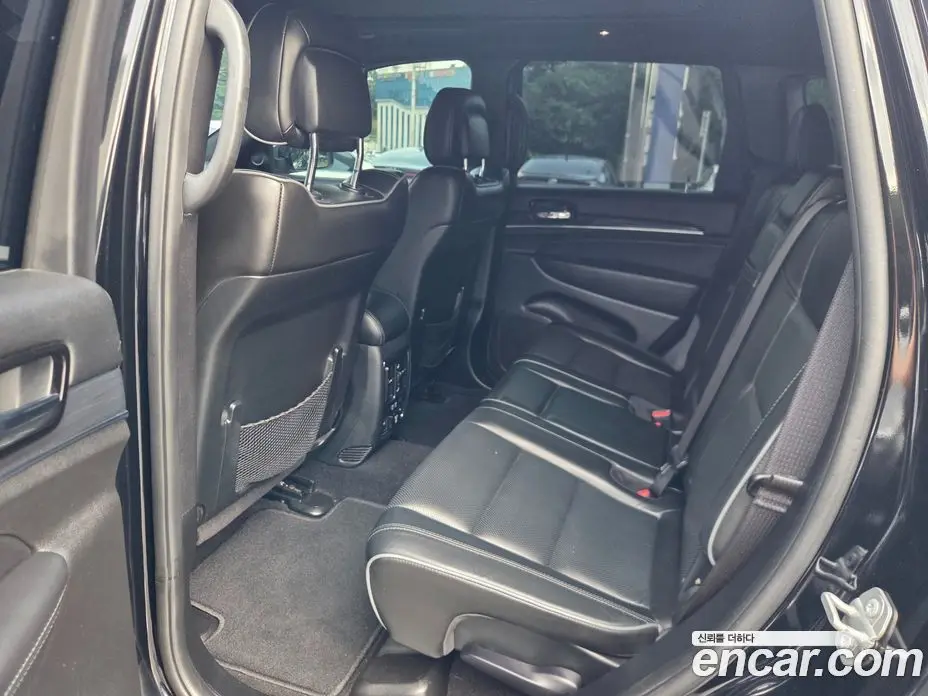 Jeep Cherokee 2021 3.6 автомат (гидро), фото 14