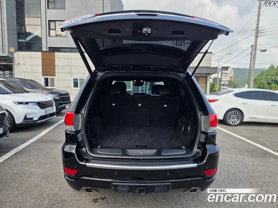 Jeep Cherokee 2021 3.6 автомат (гидро), фото 18