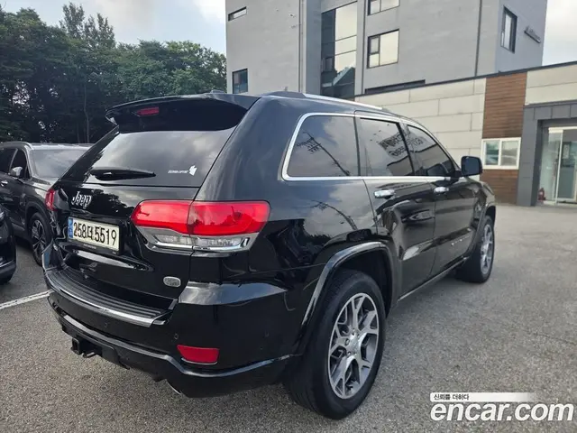Jeep Cherokee 2021 3.6 автомат (гидро), миниатюра 4
