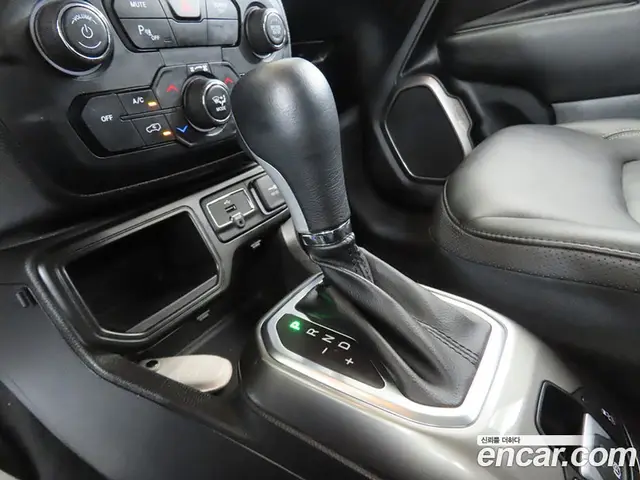 Jeep Renegade 2020 2.4 автомат (гидро), миниатюра 11 Jeep Renegade 2020 2.4 автомат (гидро), миниатюра 11