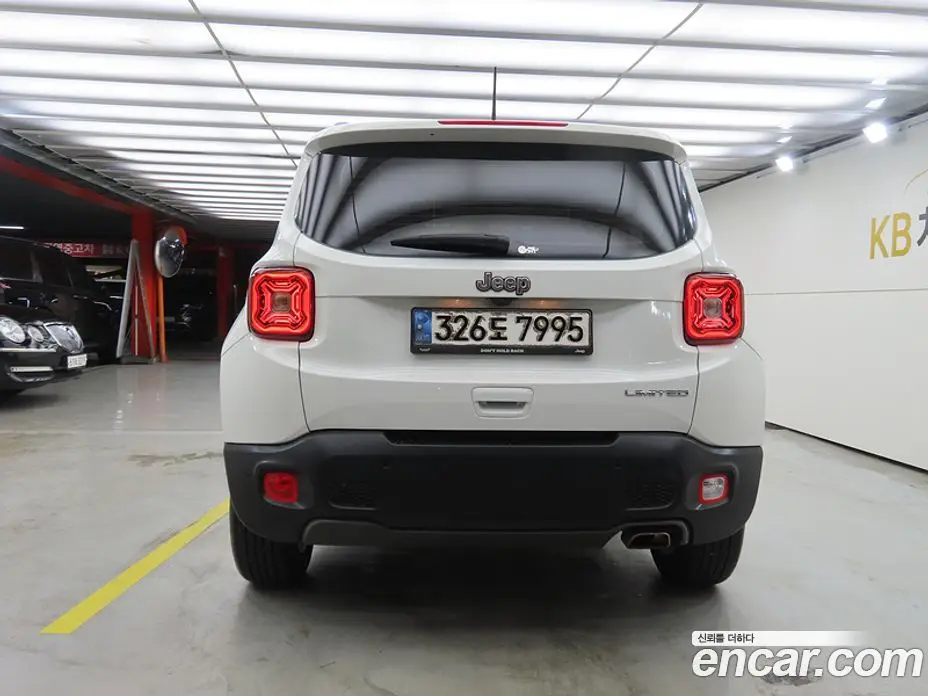 Jeep Renegade 2020 2.4 автомат (гидро), фото 3 Jeep Renegade 2020 2.4 автомат (гидро), фото 3