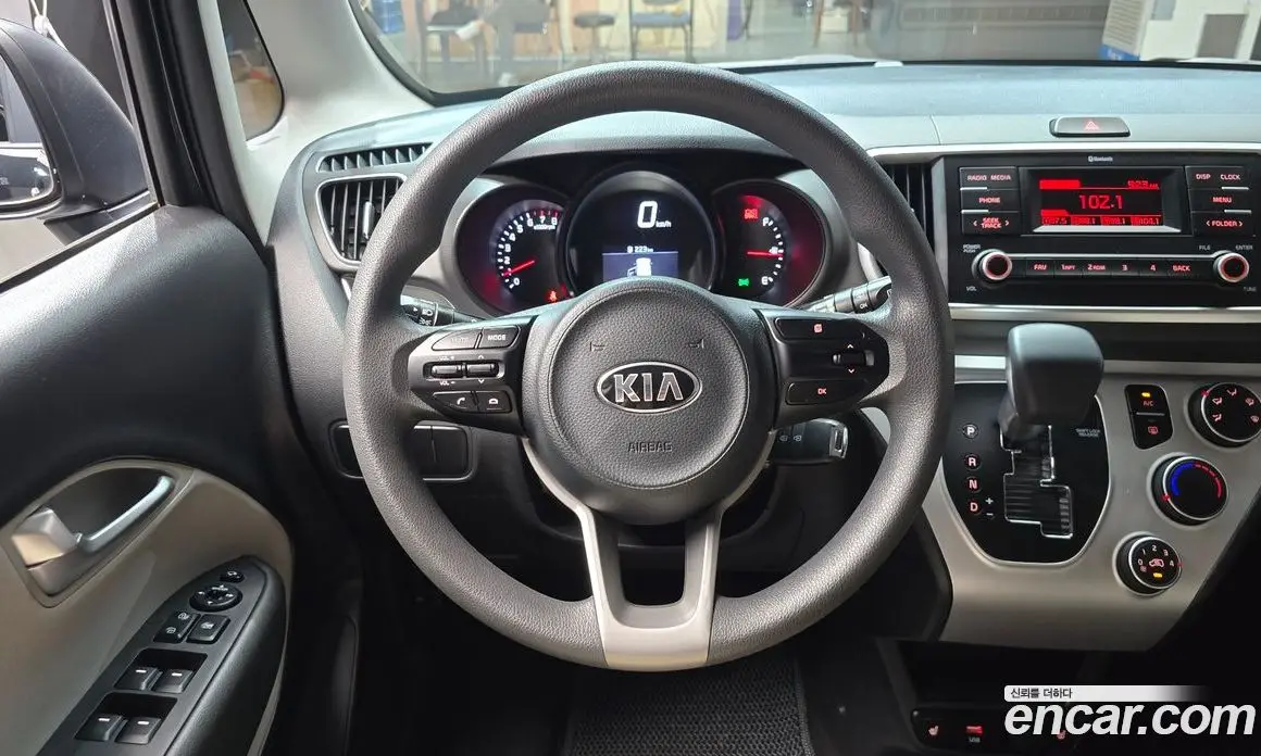 Kia Ray 2020 1.0 автомат (гидро), фото 13