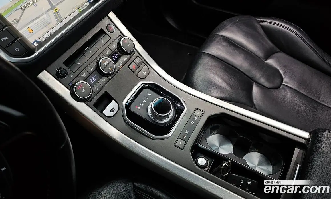 Land Rover Range Rover Evoque 2015 2.2 автомат (гидро), фото 9
