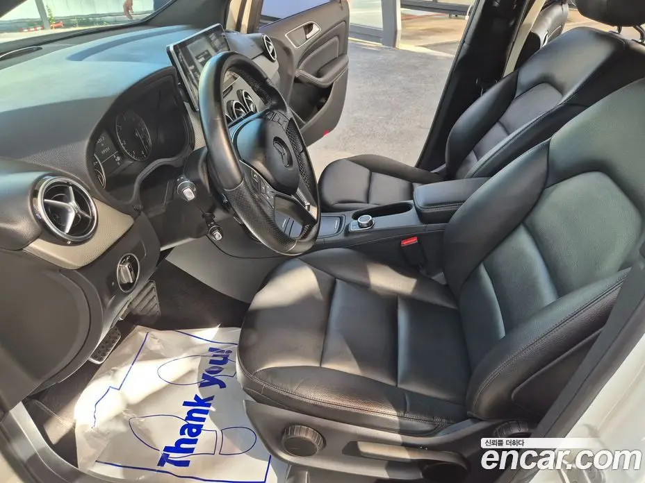 Mercedes-Benz B-Class 2012 1.8 автомат (гидро), фото 13 Mercedes-Benz B-Class 2012 1.8 автомат (гидро), фото 13