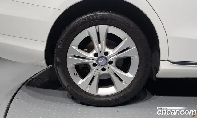 Mercedes-Benz C-Class 2015 2.1 автомат (гидро), миниатюра 5