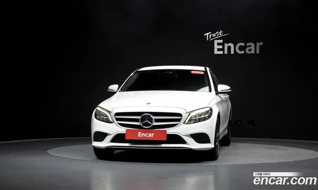 Mercedes-Benz C-Class 2019 2.0 автомат (гидро), миниатюра 2