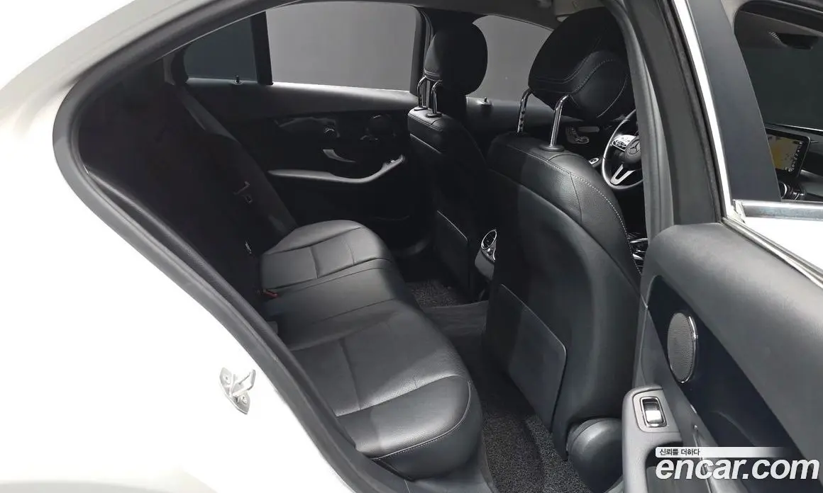 Mercedes-Benz C-Class 2019 2.0 автомат (гидро), фото 11