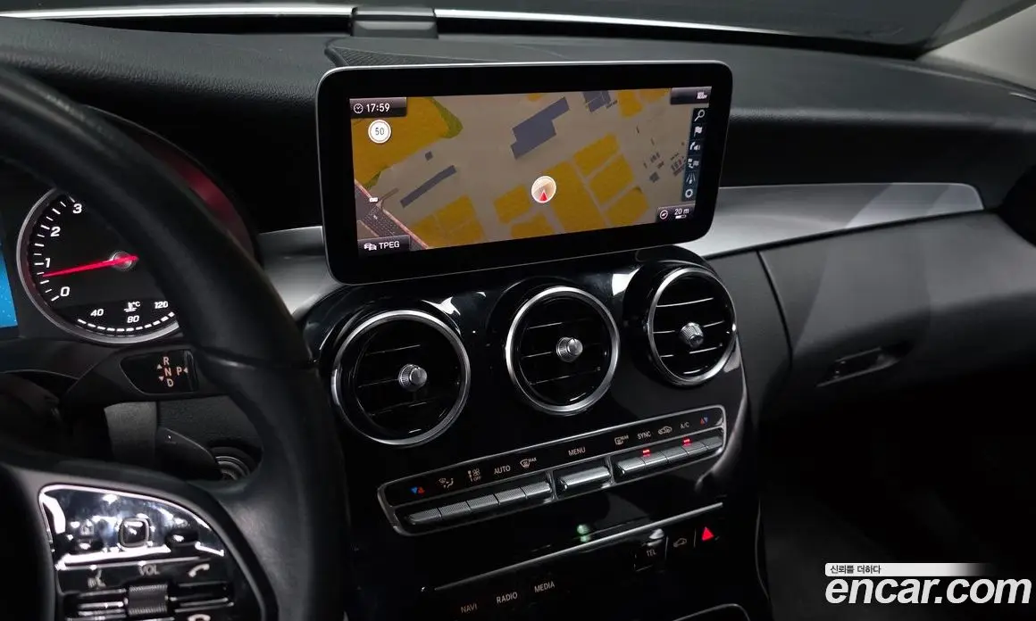 Mercedes-Benz C-Class 2019 2.0 автомат (гидро), фото 13