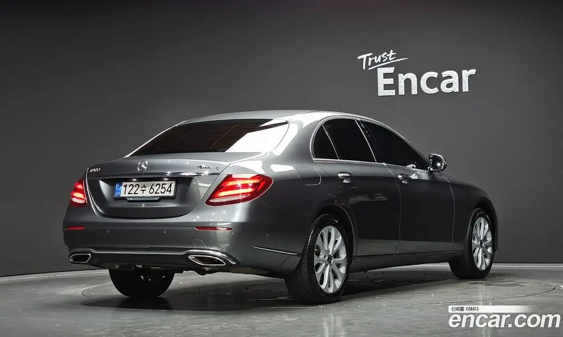 Mercedes-Benz E-Class 2017 2.0 автомат (гидро), фото 2 Mercedes-Benz E-Class 2017 2.0 автомат (гидро), фото 2