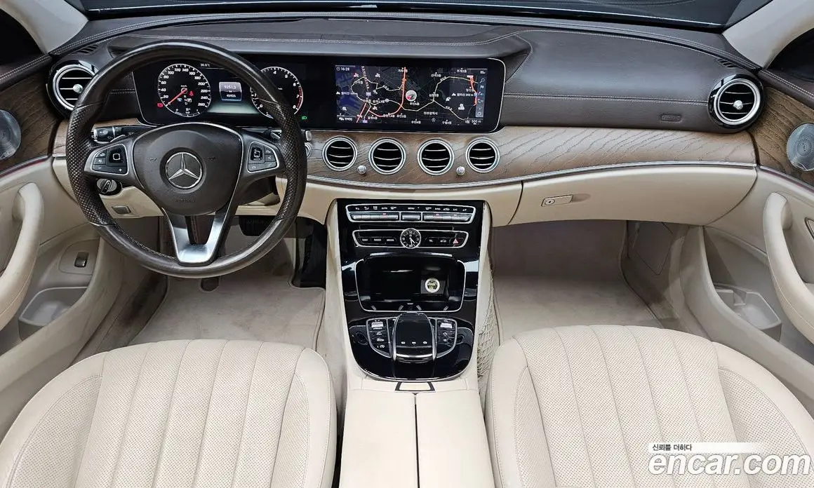 Mercedes-Benz E-Class 2017 2.0 автомат (гидро), фото 7 Mercedes-Benz E-Class 2017 2.0 автомат (гидро), фото 7