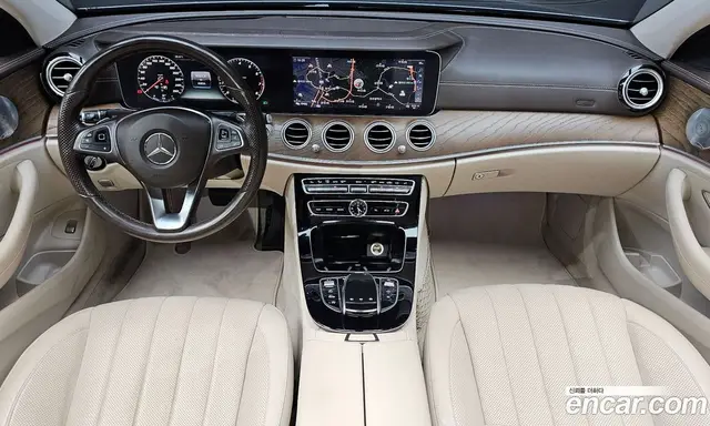 Mercedes-Benz E-Class 2017 2.0 автомат (гидро), миниатюра 7 Mercedes-Benz E-Class 2017 2.0 автомат (гидро), миниатюра 7