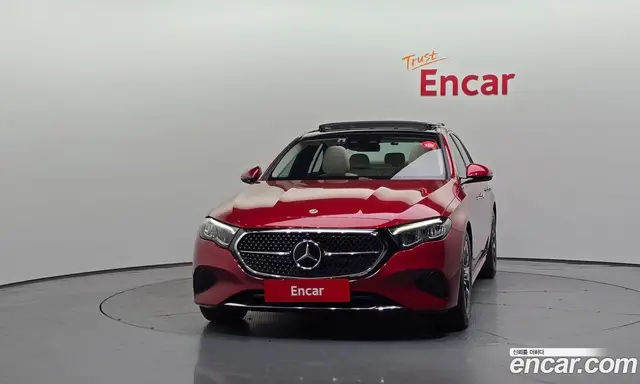 Mercedes-Benz E-Class 2025 2.0 автомат (гидро), миниатюра 3