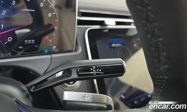 Mercedes-Benz E-Class 2025 2.0 автомат (гидро), миниатюра 9