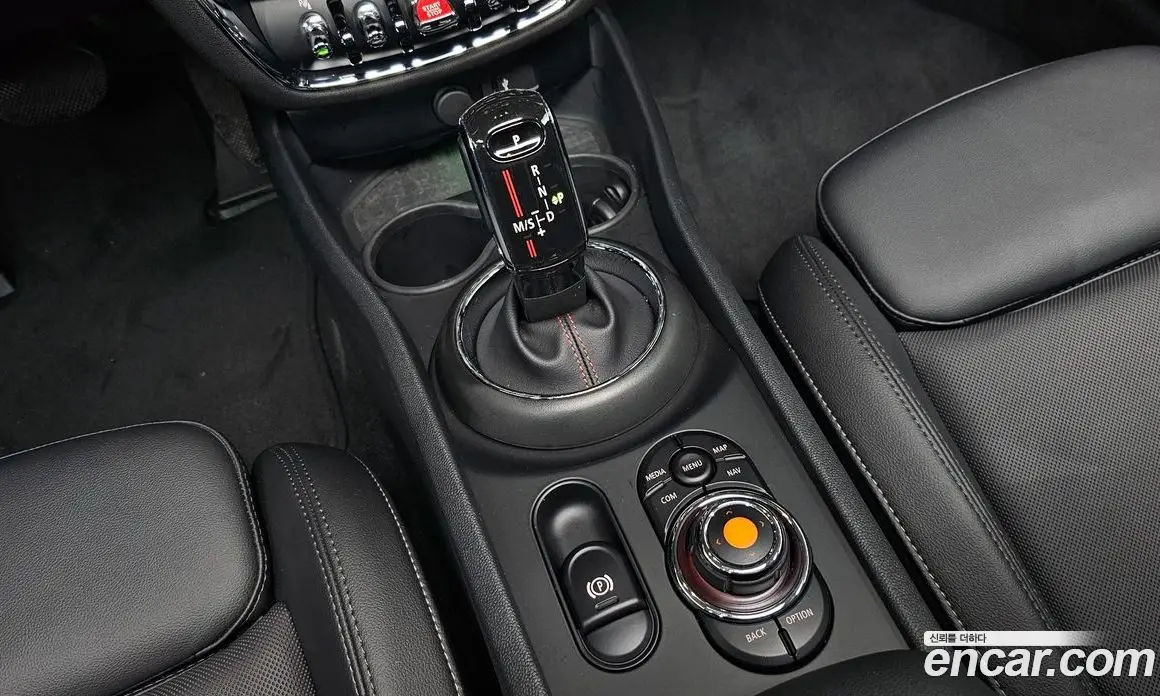 Mini Clubman 2021 2.0 автомат (гидро), фото 9 Mini Clubman 2021 2.0 автомат (гидро), фото 9