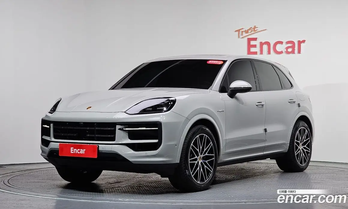 Porsche Cayenne 2024 3.0 автомат (гидро), фото 1 Porsche Cayenne 2024 3.0 автомат (гидро), фото 1