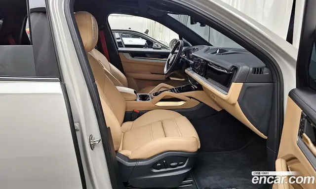 Porsche Cayenne 2024 3.0 автомат (гидро), миниатюра 11 Porsche Cayenne 2024 3.0 автомат (гидро), миниатюра 11