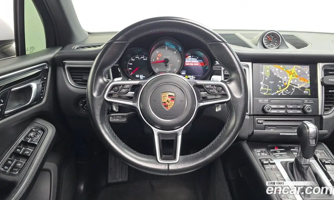 Porsche Macan 2016 3.0 автомат (гидро), фото 13 Porsche Macan 2016 3.0 автомат (гидро), фото 13