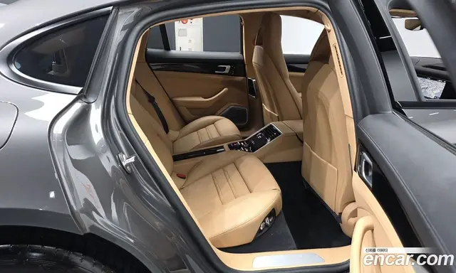 Porsche Panamera 2017 3.0 автомат (гидро), миниатюра 12