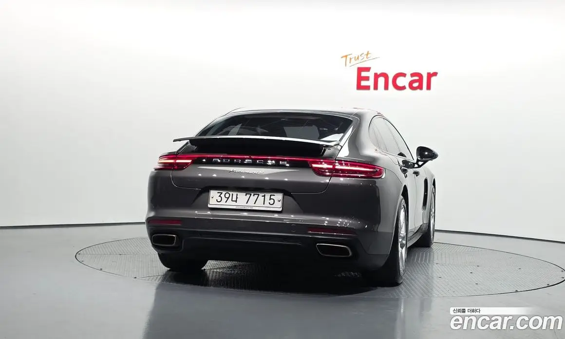 Porsche Panamera 2017 3.0 автомат (гидро), фото 4 Porsche Panamera 2017 3.0 автомат (гидро), фото 4