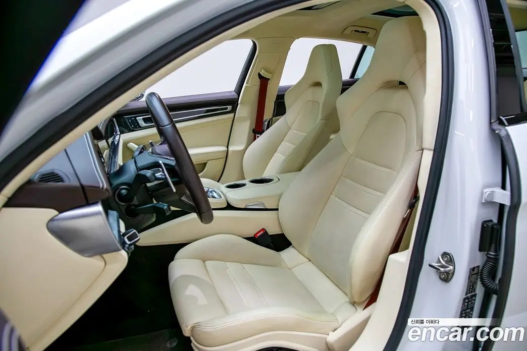 Porsche Panamera 2022 4.0 автомат (гидро), фото 13