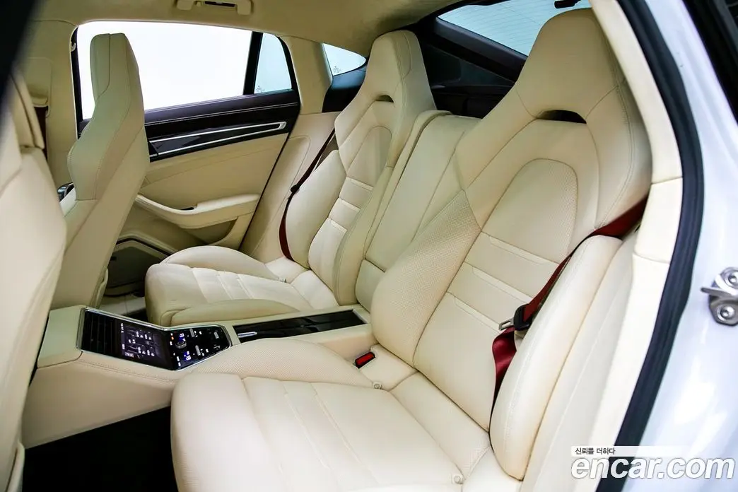 Porsche Panamera 2022 4.0 автомат (гидро), фото 14