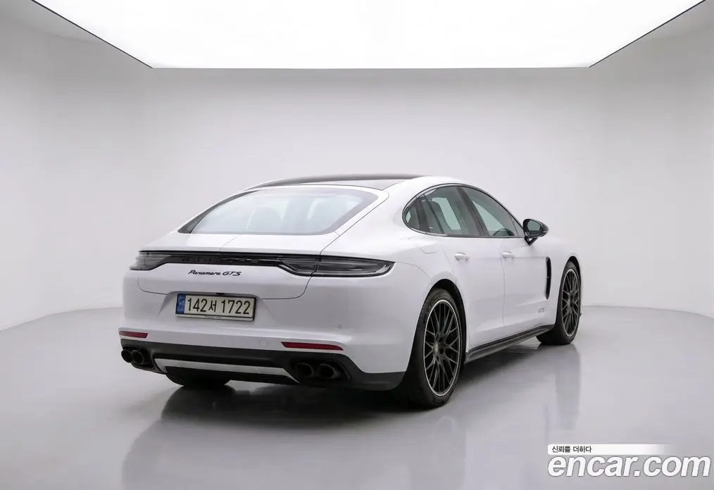 Porsche Panamera 2022 4.0 автомат (гидро), фото 5