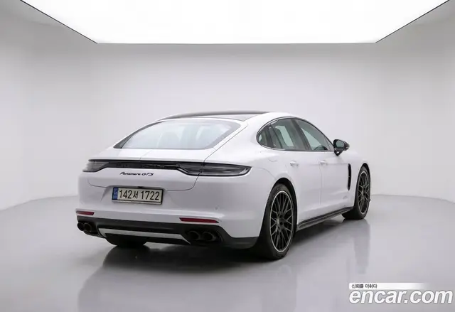 Porsche Panamera 2022 4.0 автомат (гидро), миниатюра 5