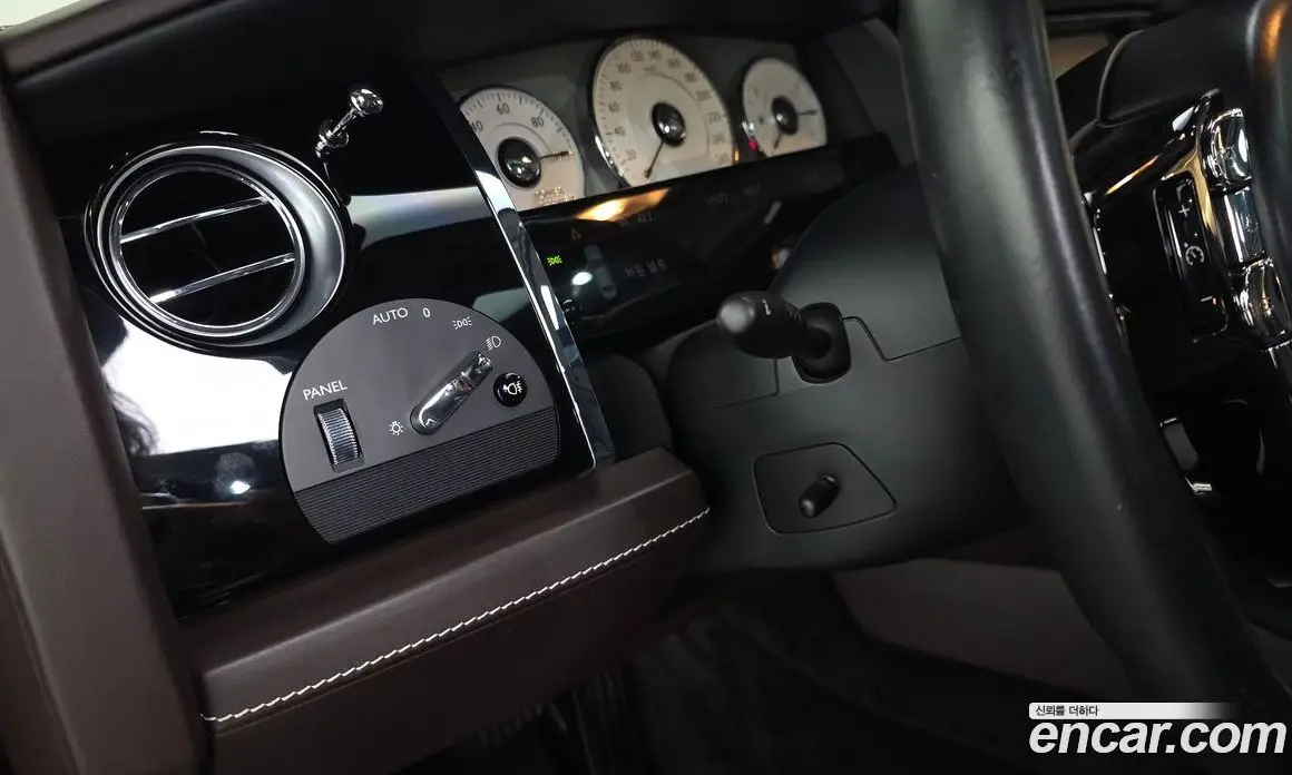 Rolls-Royce Ghost 2017 6.6 автомат (гидро), фото 13 Rolls-Royce Ghost 2017 6.6 автомат (гидро), фото 13