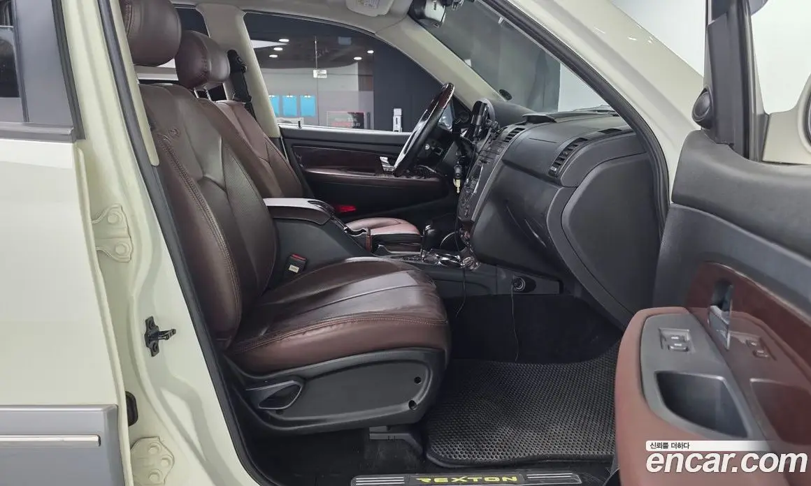 SsangYong Rexton 2012 2.0 автомат (гидро), фото 11 SsangYong Rexton 2012 2.0 автомат (гидро), фото 11