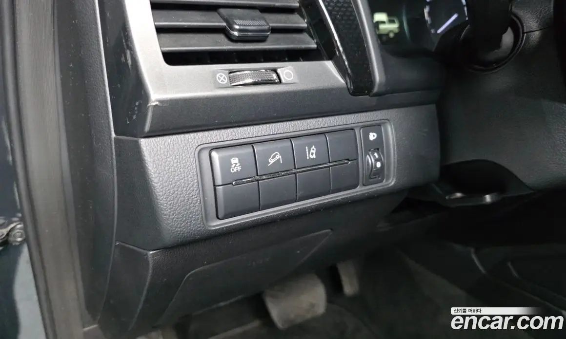 SsangYong Rexton 2021 2.2 автомат (гидро), фото 17