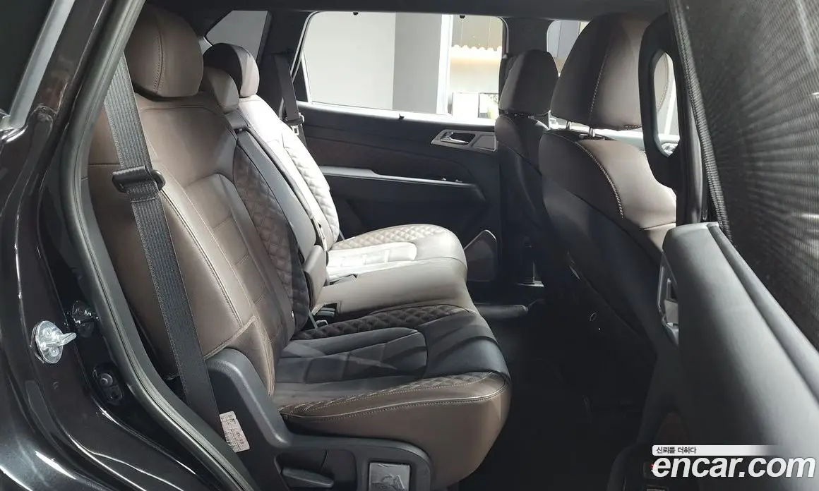 SsangYong Rexton 2023 2.2 автомат (гидро), фото 12