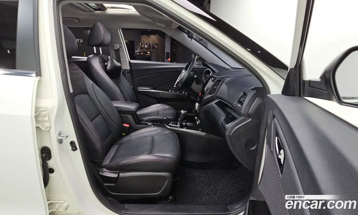 SsangYong TIBOLI 2016 1.6 автомат (гидро), фото 12 SsangYong TIBOLI 2016 1.6 автомат (гидро), фото 12